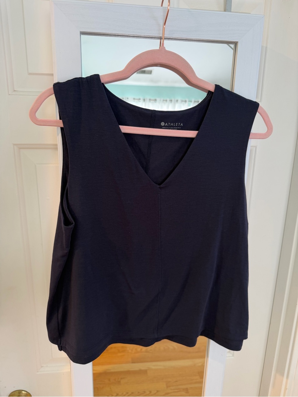 Athleta Women’s Double Layer Navy V-Neck Sleeveless Tank Top